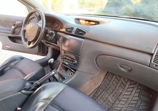 Renault Laguna cena 2500 przebieg: 237000, rok produkcji 2002 z Lublin małe 379